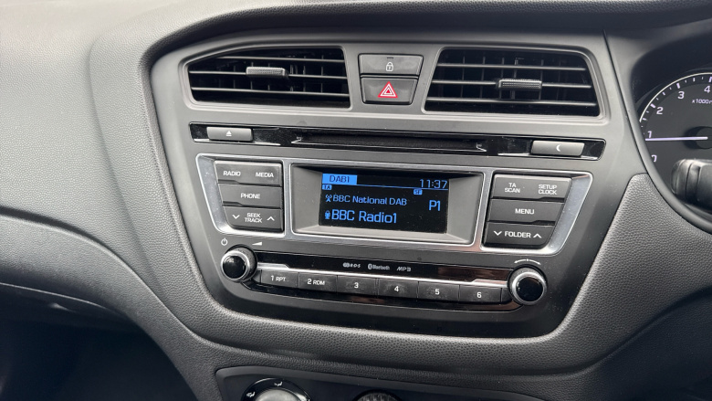 Hyundai i20 1.2 SE 5dr Petrol Hatchback